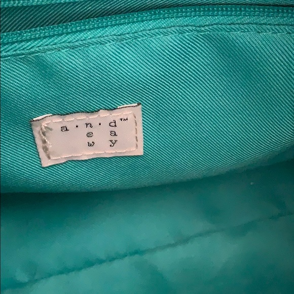 Green Bag - Picture 4 of 4